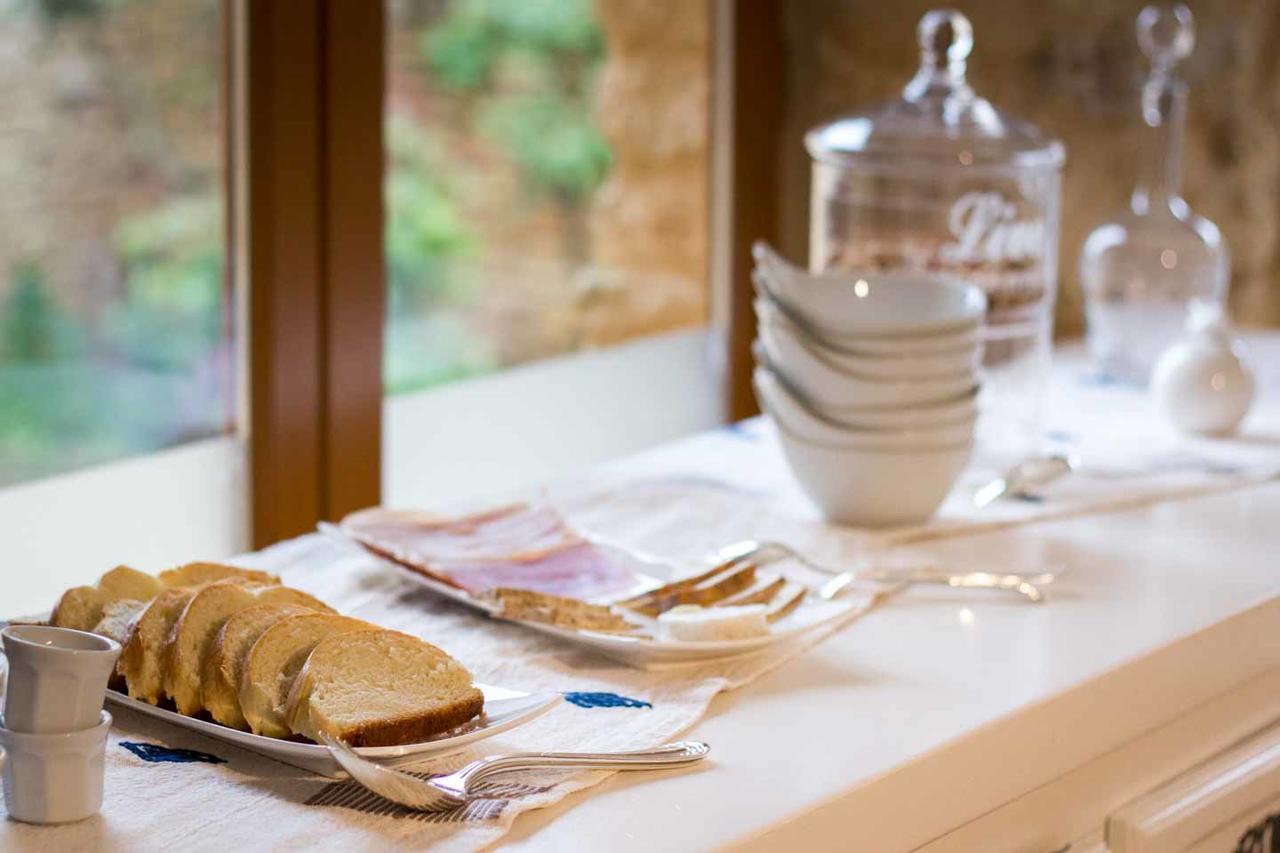 Aux Bories De Marquay, Chambres D'Hotes B&B Avec Piscine Et Spa Pres De Sarlat Eksteriør bilde